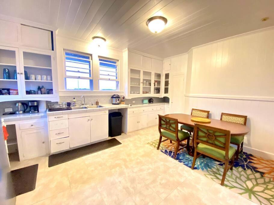 Your Hilo Homebase - Lovely 3 Bedroom In Heart Of Hilo With Ac! Luaran gambar