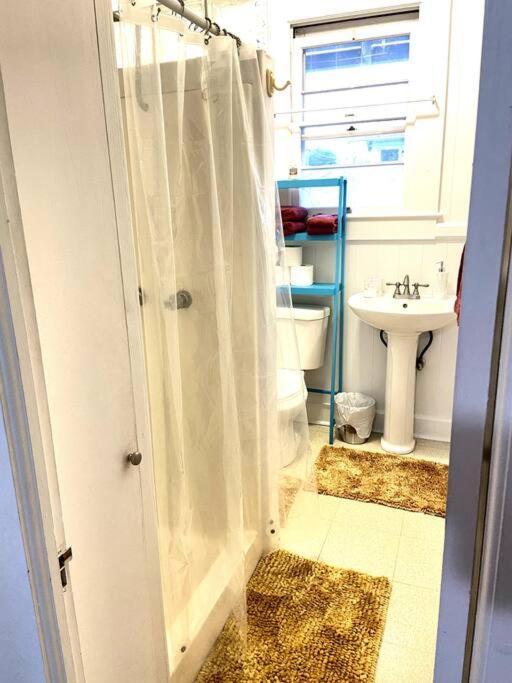 Your Hilo Homebase - Lovely 3 Bedroom In Heart Of Hilo With Ac! Luaran gambar